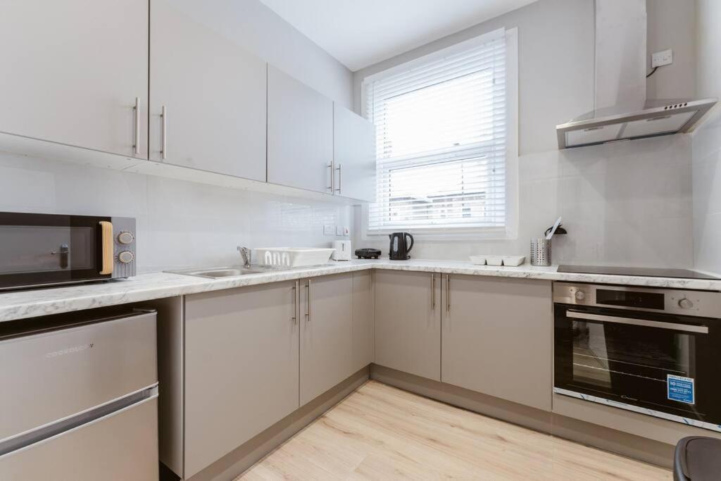 Stylish Kitchenette In Central London'S Vibrant Holloway District Luaran gambar